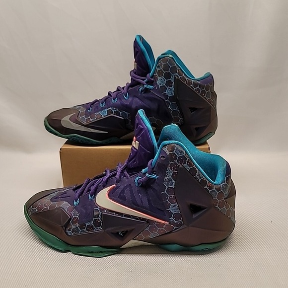 2014 NIKE Lebron‎ 11 Summit Lake Hornets Purple/Blue 616175 500 Men's Size 10.5 - Picture 1 of 9